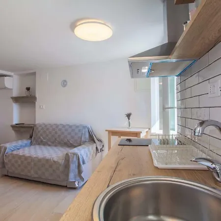 Apartment Kraj Mora *